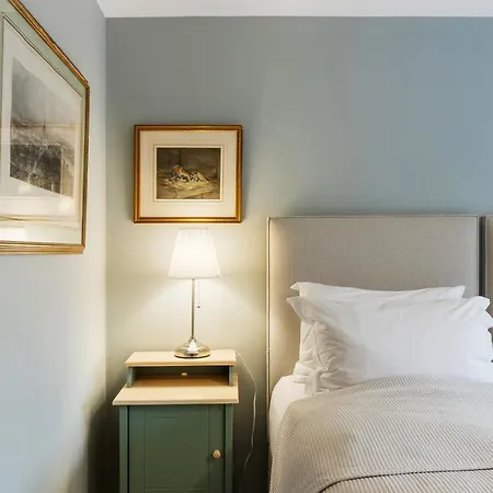 Bright & Cosy Gem ~ Battersea Park View ~ King Bed Apartamento Londres Exterior foto