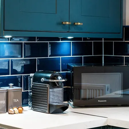 Bright & Cosy Gem ~ Battersea Park View ~ King Bed Apartamento Londres Exterior foto