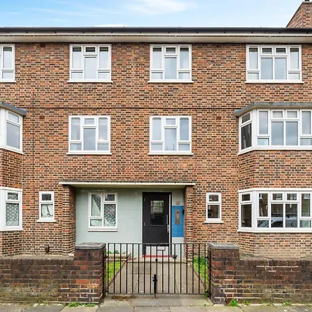Bright & Cosy Gem ~ Battersea Park View ~ King Bed Apartamento Londres Exterior foto