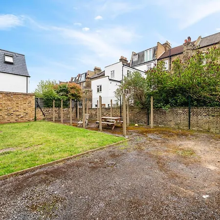 Bright & Cosy Gem ~ Battersea Park View ~ King Bed Apartamento Londres Exterior foto