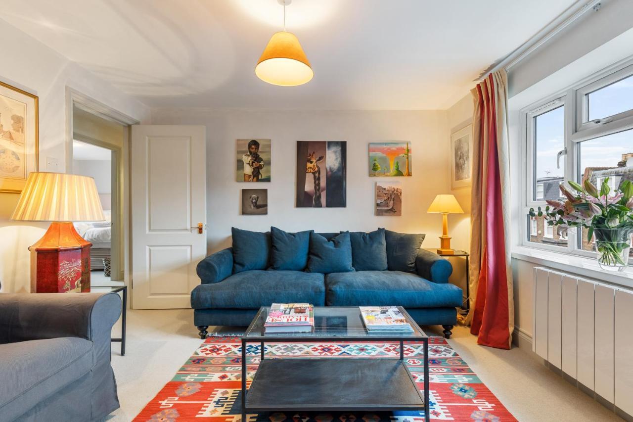 Bright & Cosy Gem ~ Battersea Park View ~ King Bed Londra