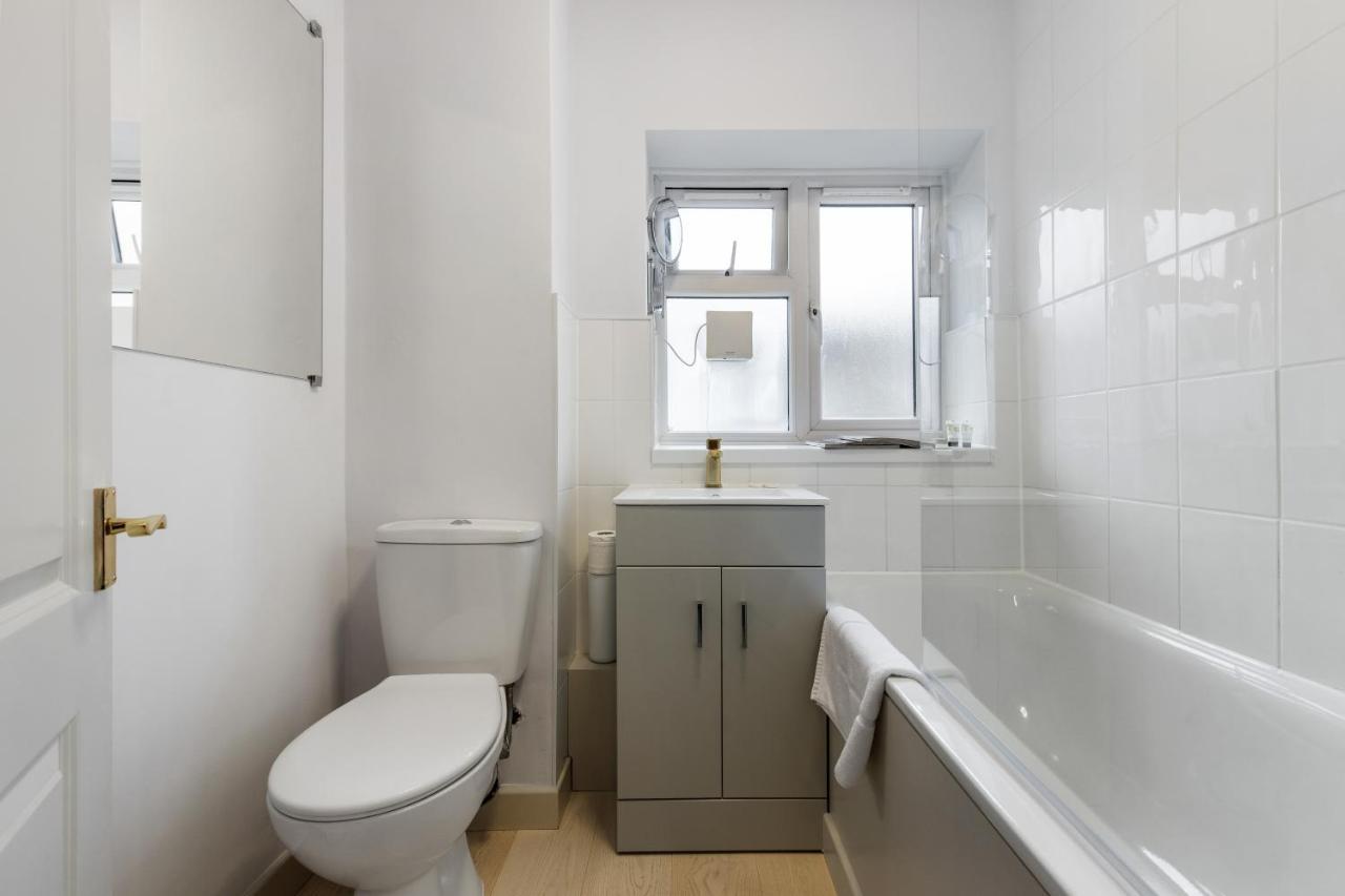 Appartamento Bright & Cosy Gem ~ Battersea Park View ~ King Bed