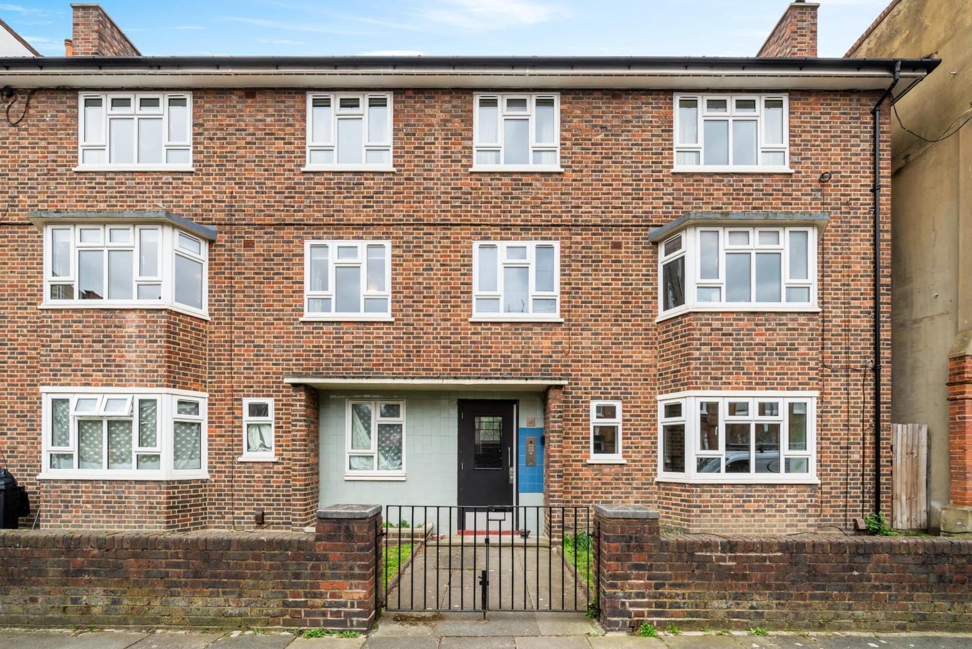 Bright & Cosy Gem ~ Battersea Park View ~ King Bed * Londra