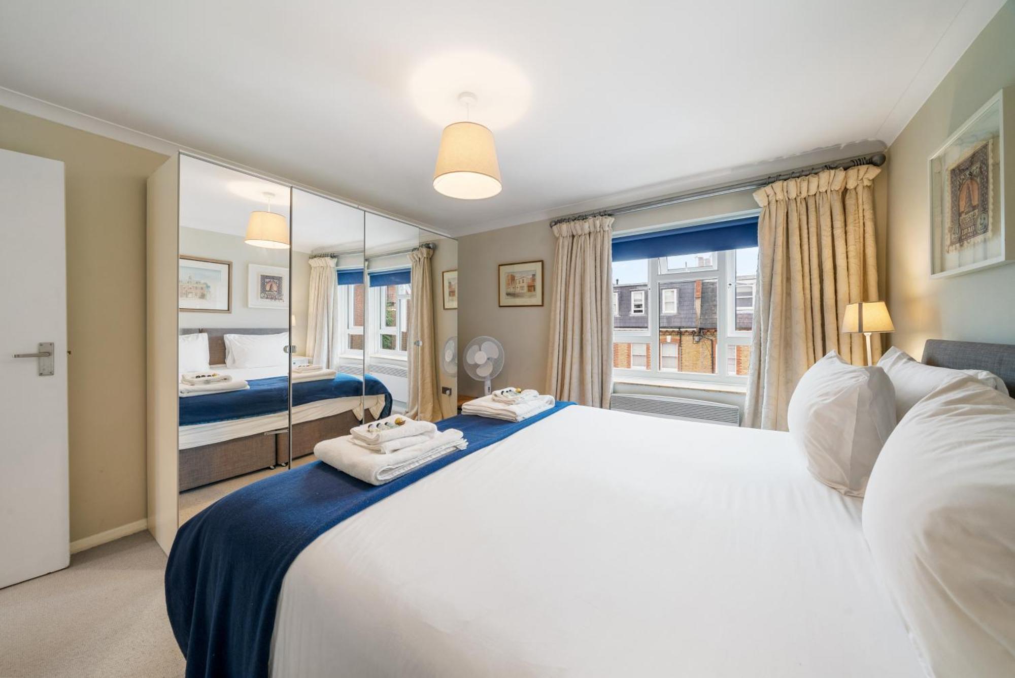 Bright & Cosy Gem ~ Battersea Park View ~ King Bed Appartamento